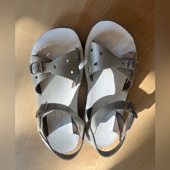 Saltwater Sandals - Sun-San Sweetheart in Silver - Size 13 - Picture 3 of 5